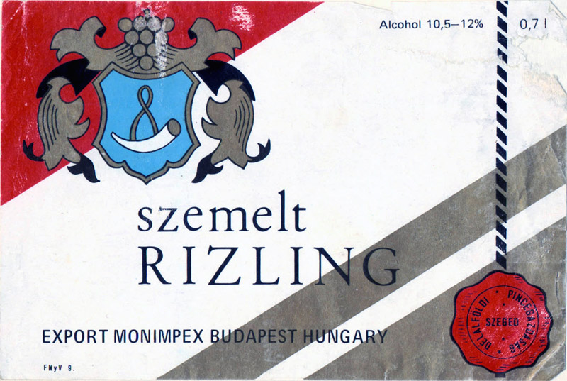 Этикетка на импортное вино Szemelt Rizling